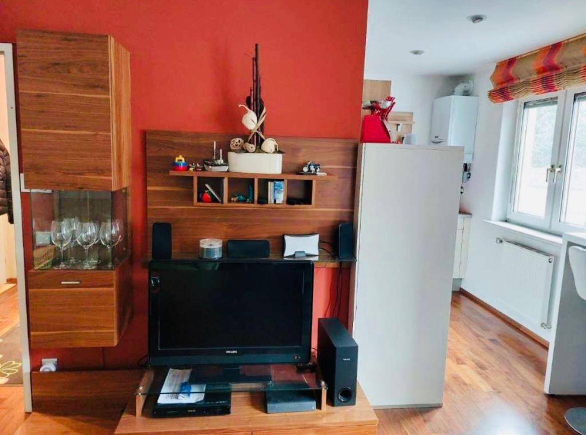 Super Deluxe Apartment - Near U6, U3 In City Center Wina Bagian luar foto